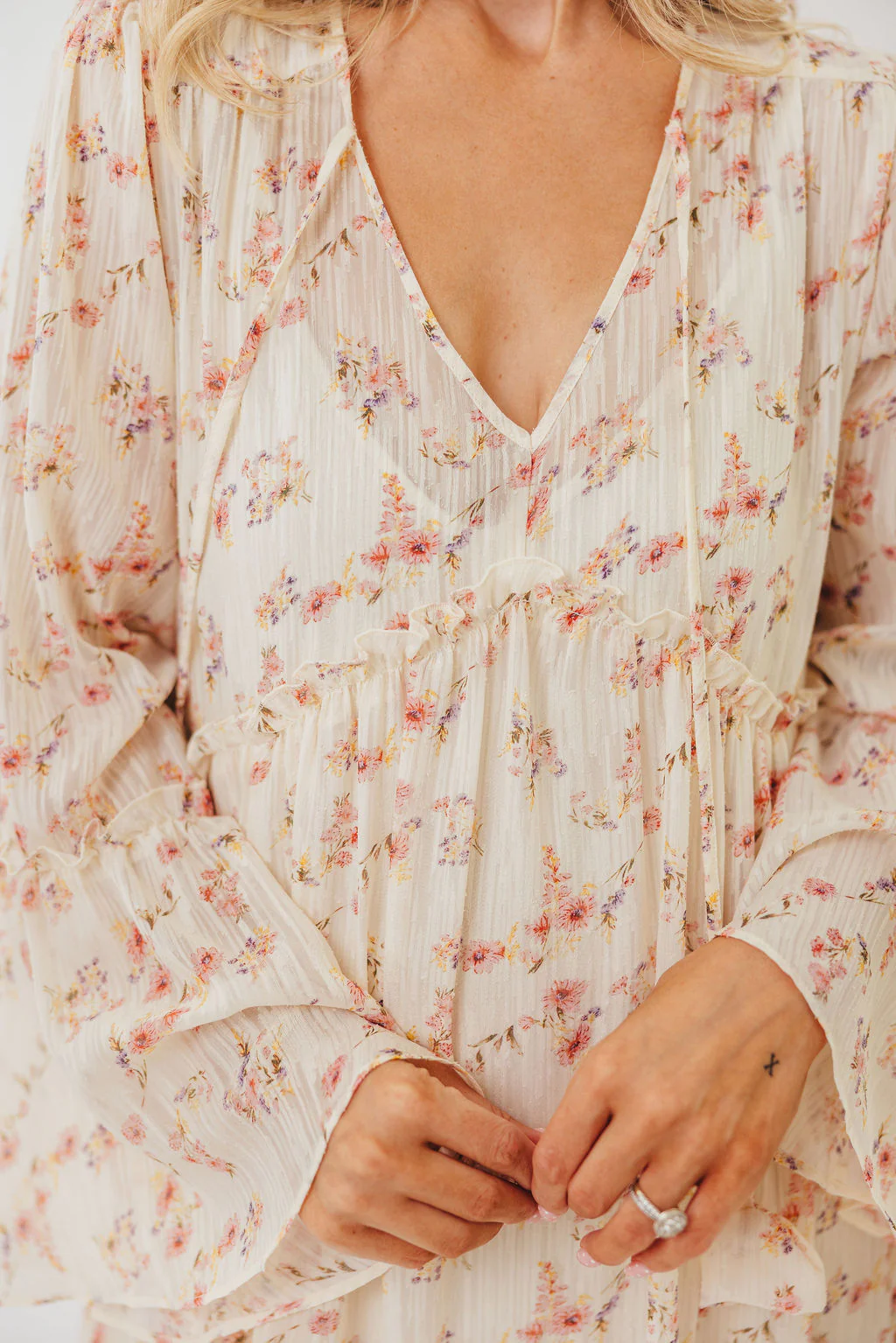 Lisa Woven Floral V-Neck Maxi Dress with Detachable Liner in Cream Multi - Bump Friendly - Image 15