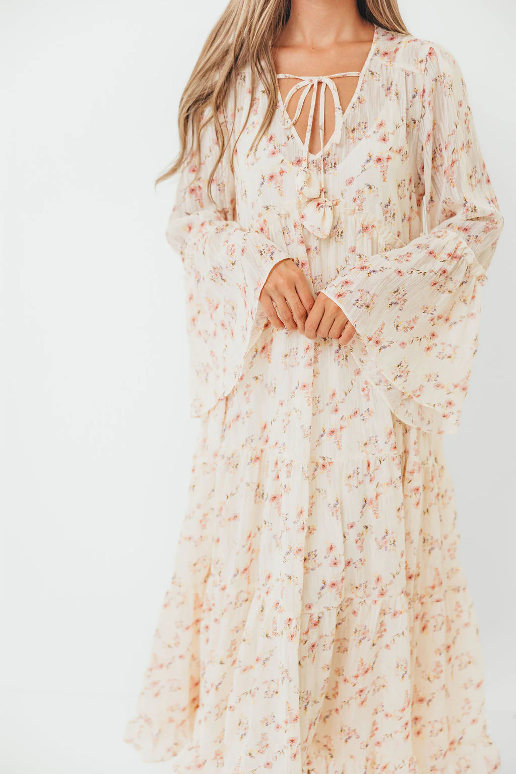 Lisa Woven Floral V-Neck Maxi Dress with Detachable Liner in Cream Multi - Bump Friendly - Image 18