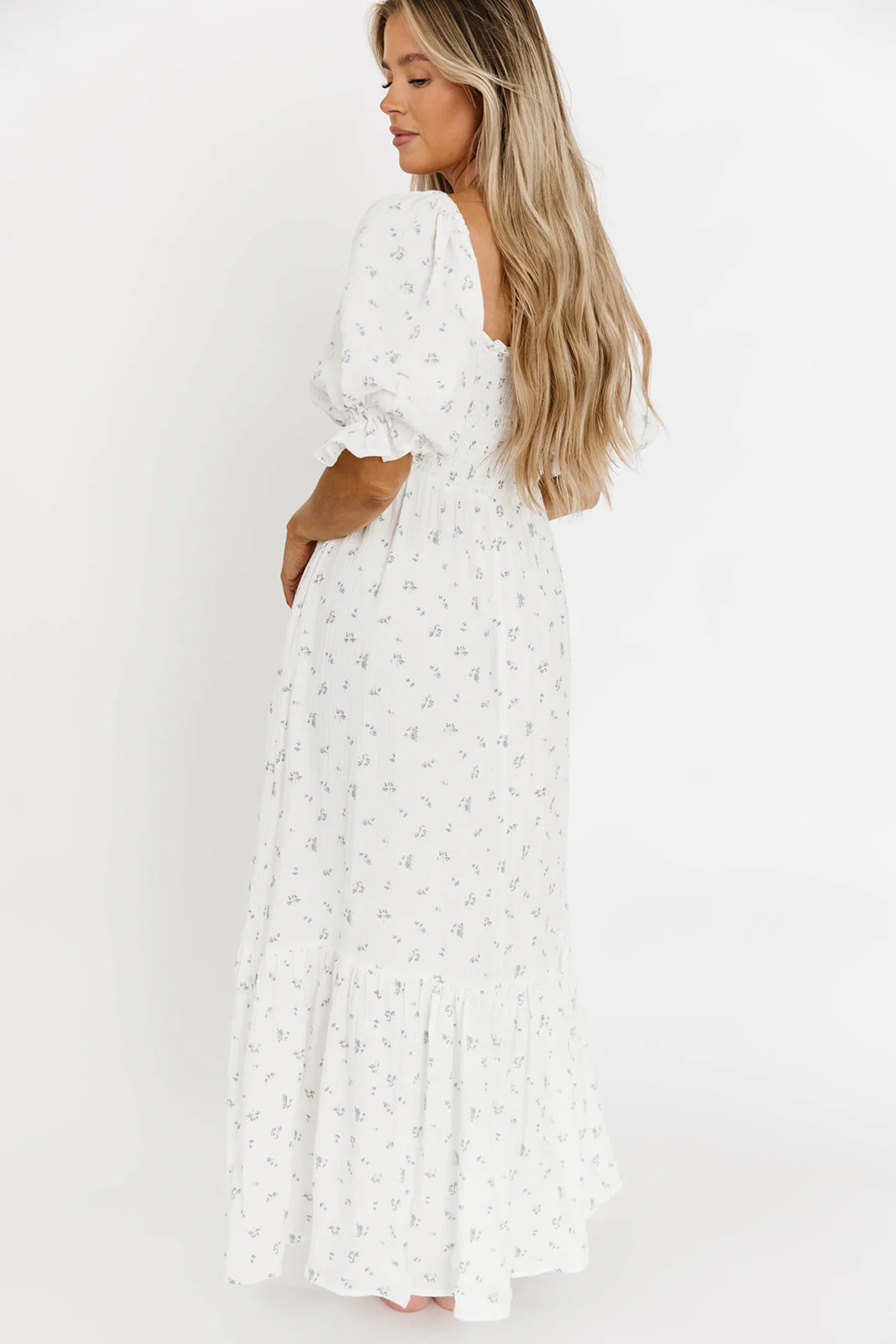 Livvy 100% Cotton Maxi Dress in Off-White / Blue Floral - Bump Friendly & Inclusive Sizing - Image 18