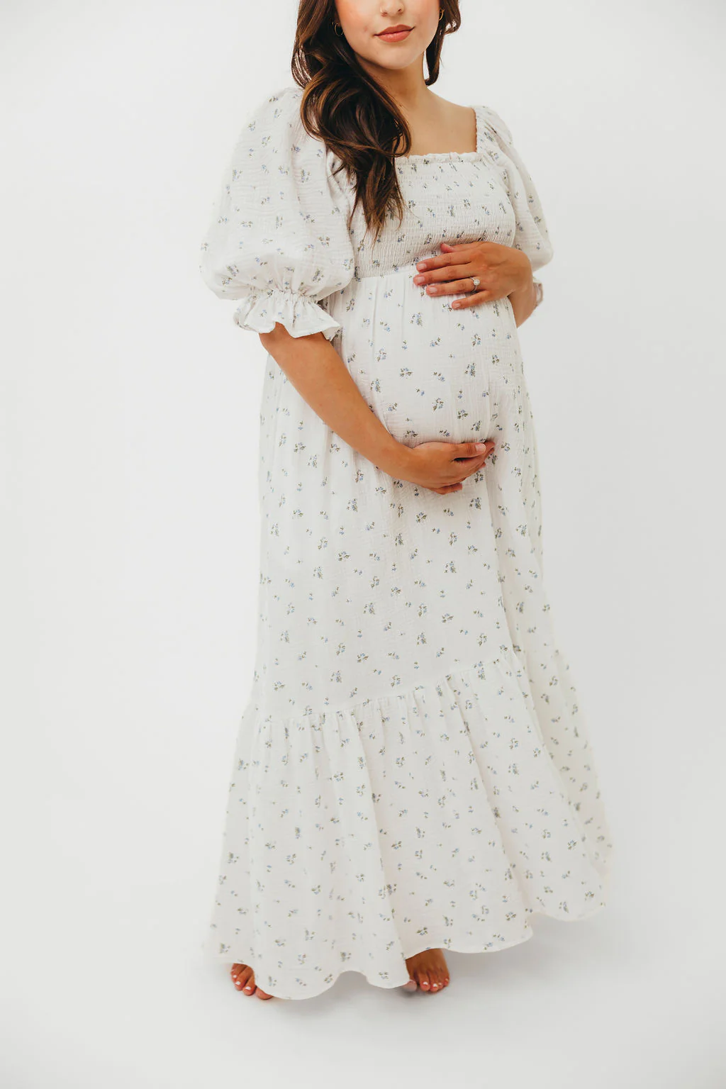 Livvy 100% Cotton Maxi Dress in Off-White / Blue Floral - Bump Friendly & Inclusive Sizing - Image 27