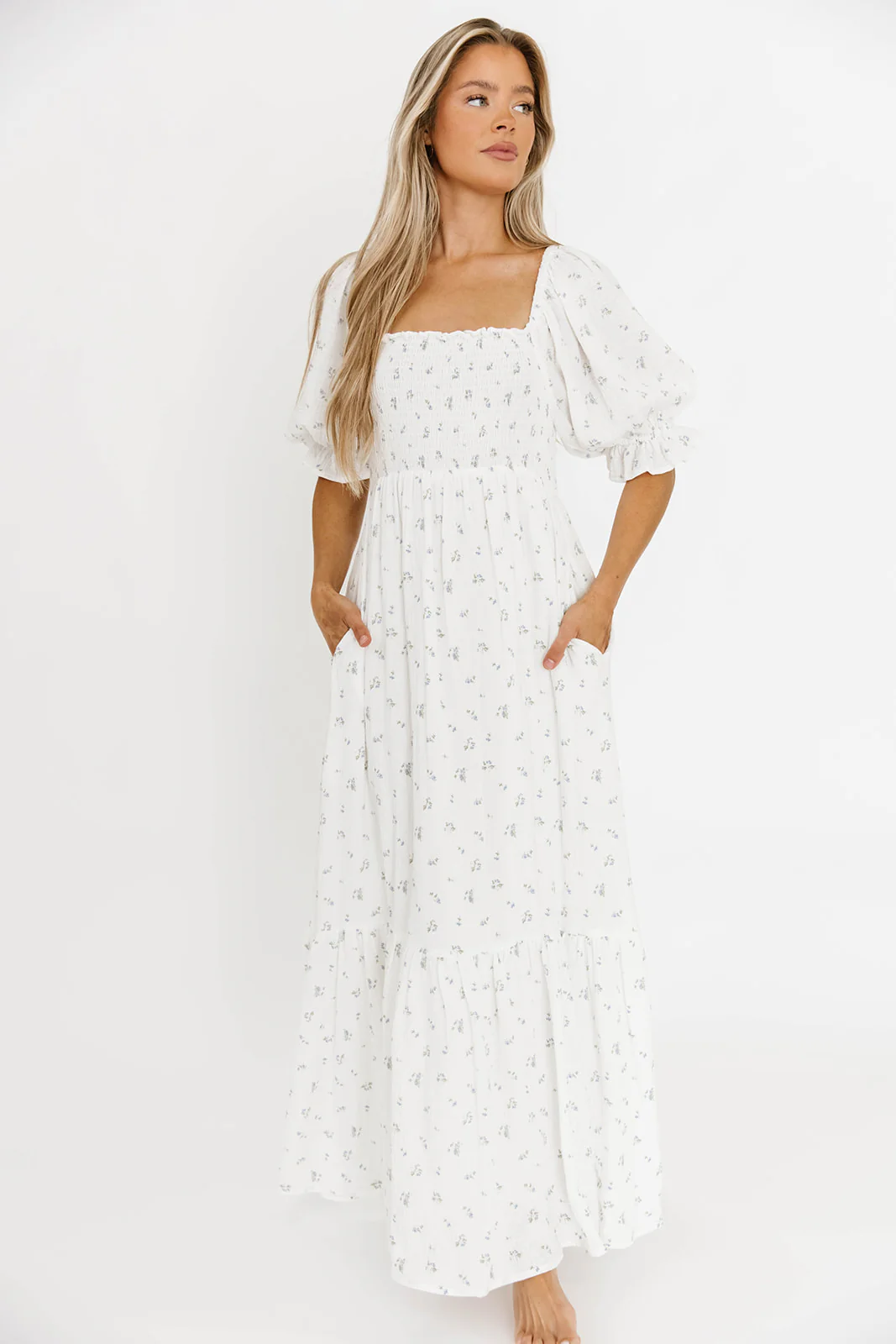 Livvy 100% Cotton Maxi Dress in Off-White / Blue Floral - Bump Friendly & Inclusive Sizing - Image 4