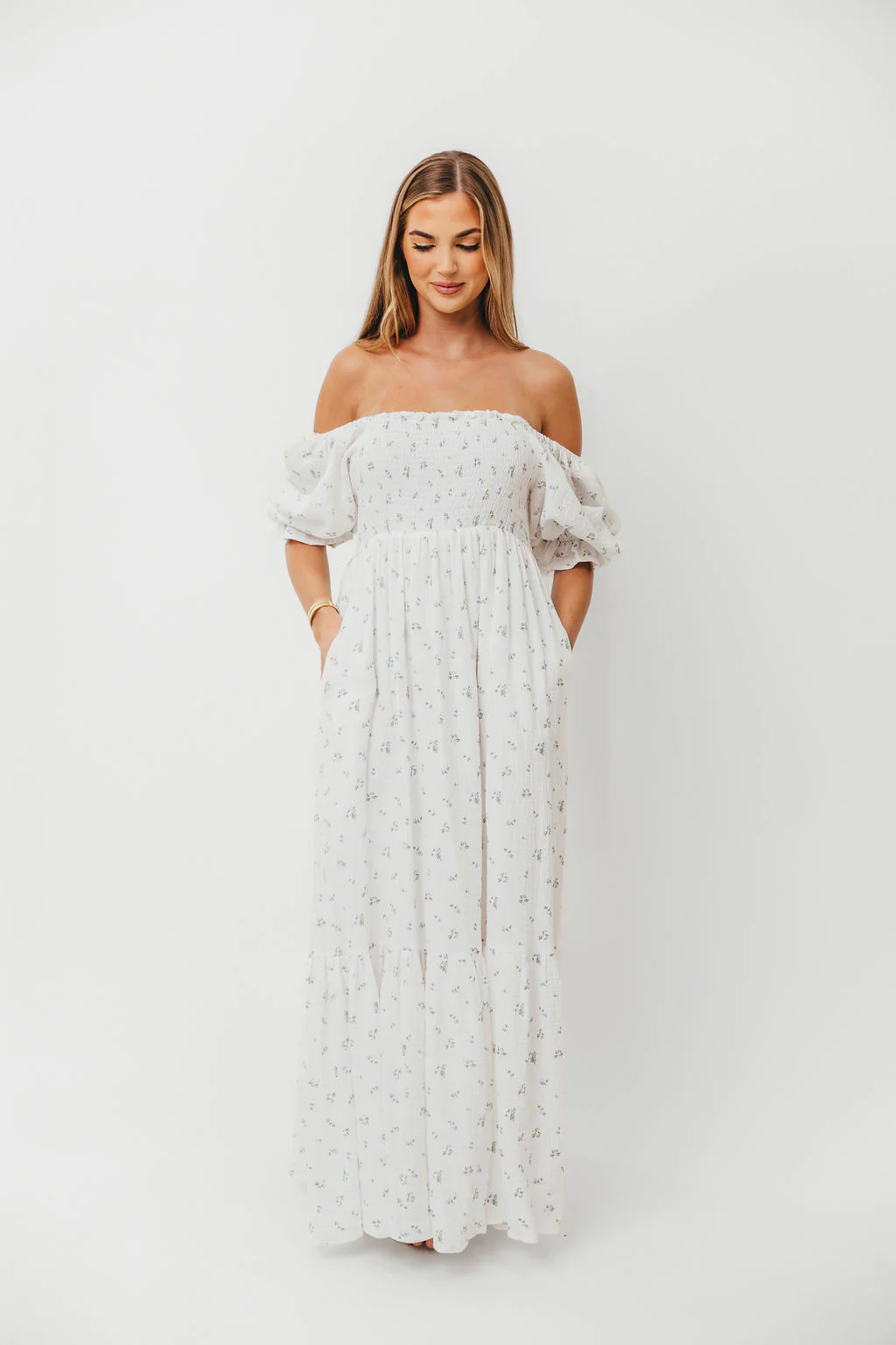 Livvy 100% Cotton Maxi Dress in Off-White / Blue Floral - Bump Friendly & Inclusive Sizing - Image 8
