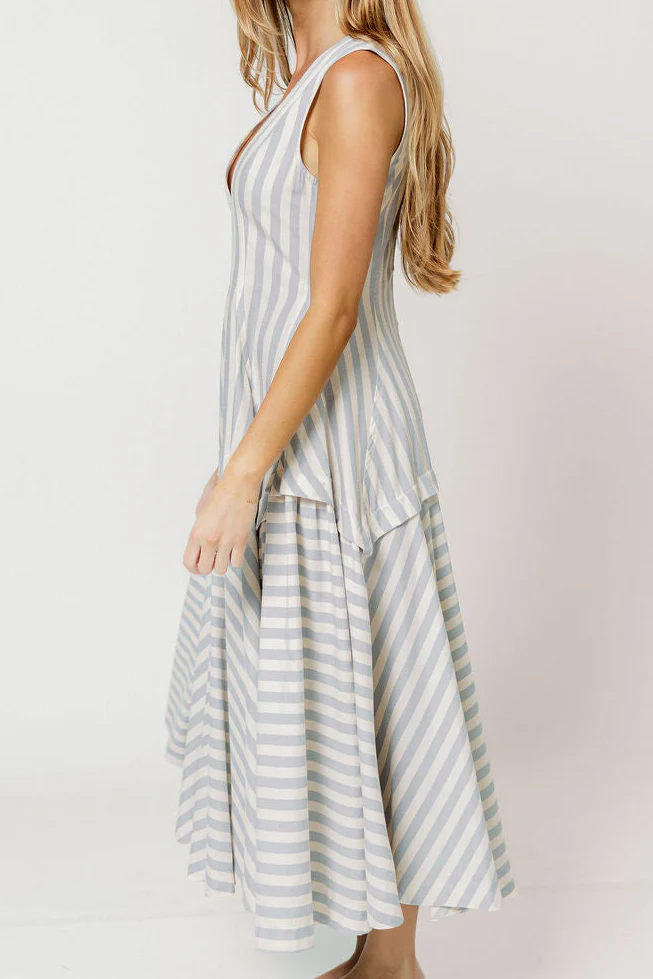 Nataliya Structured Striped Maxi Dress in Dusty Blue - Image 6