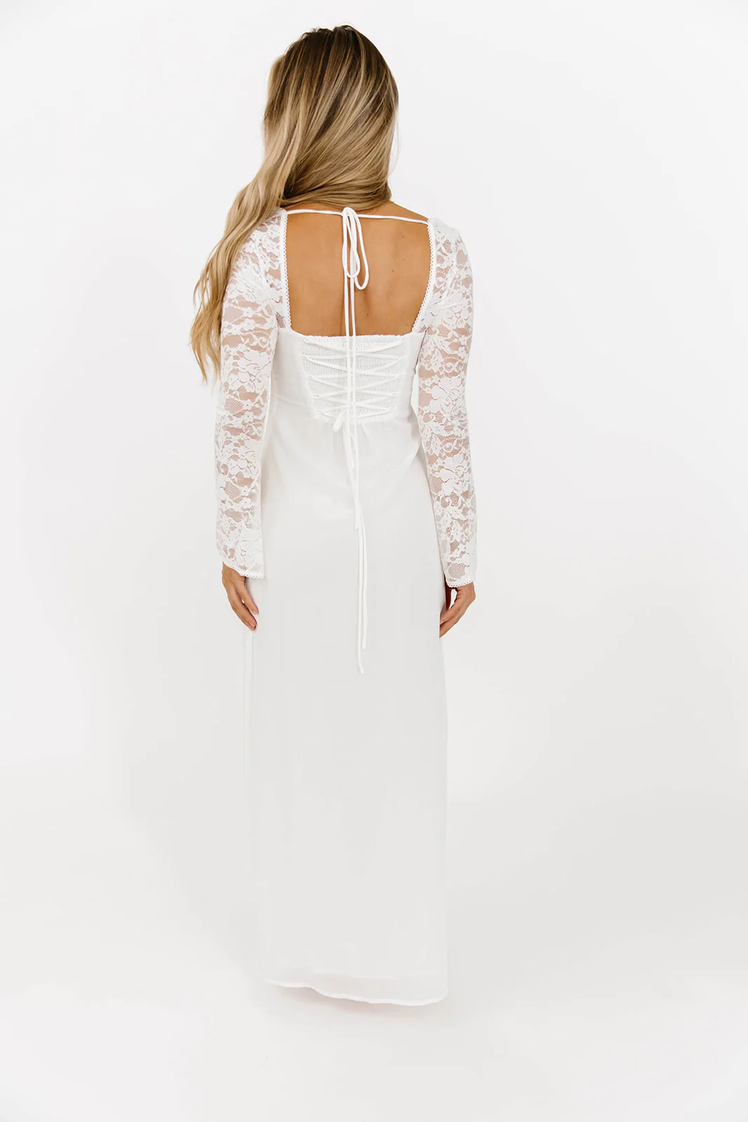 Twyla Long Sleeve Sweetheart Maxi Dress with Lace in White - Image 8