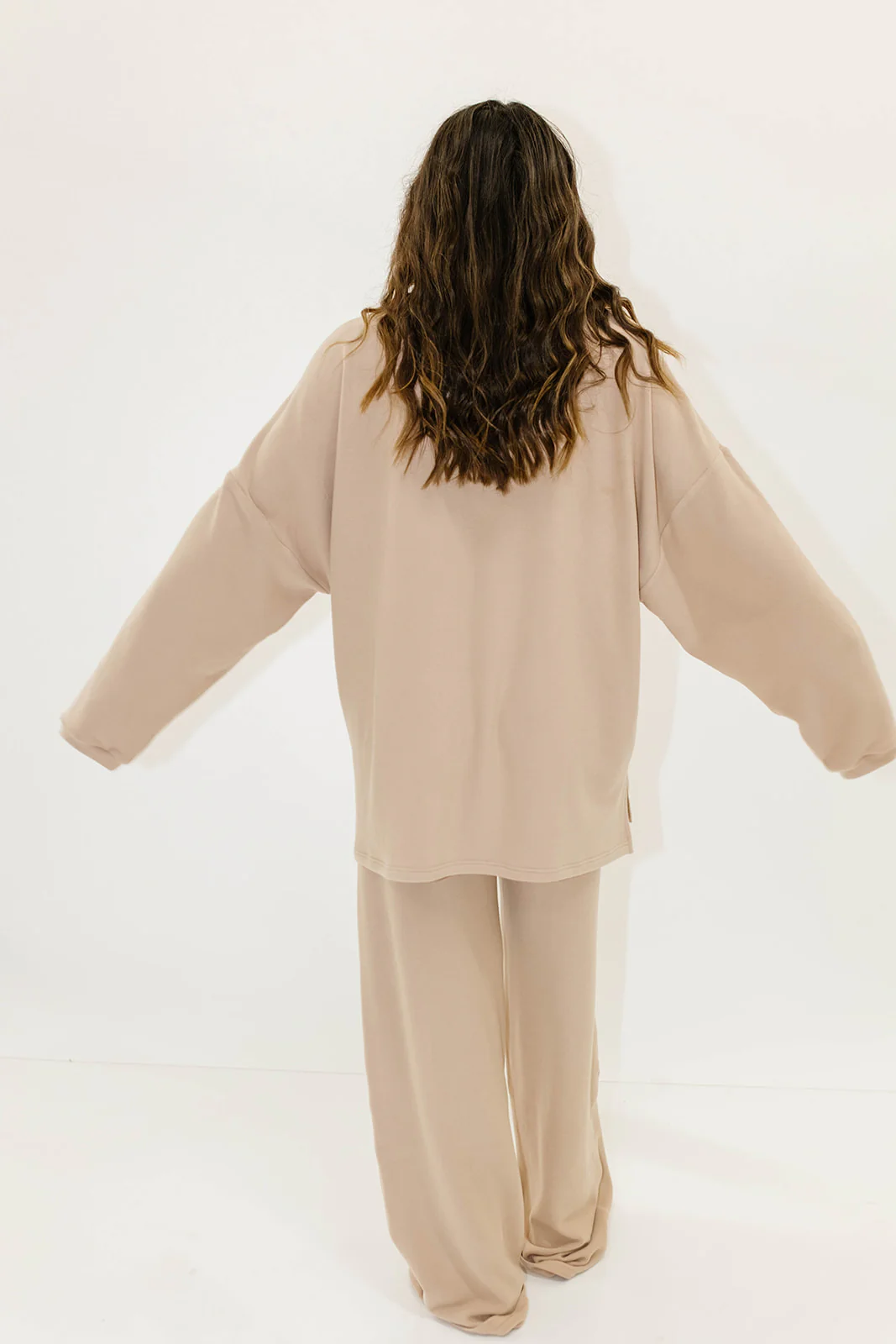 Naomi Oversized Fleece Long Sleeve Top in Dusty Blush - Image 14