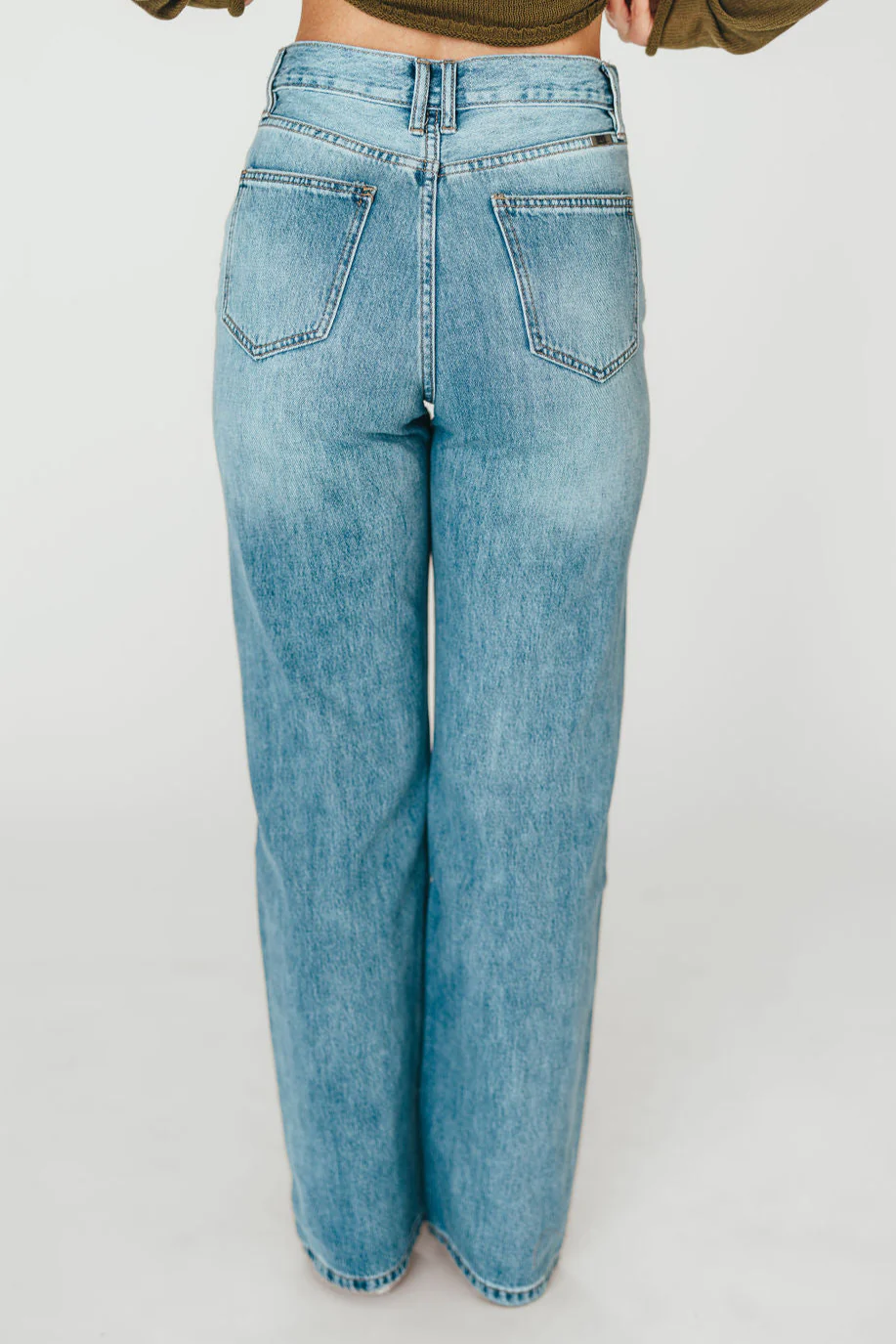 Tiffany 90s High-Rise Crisscross Waist Straight Jeans in Light Wash - Image 6
