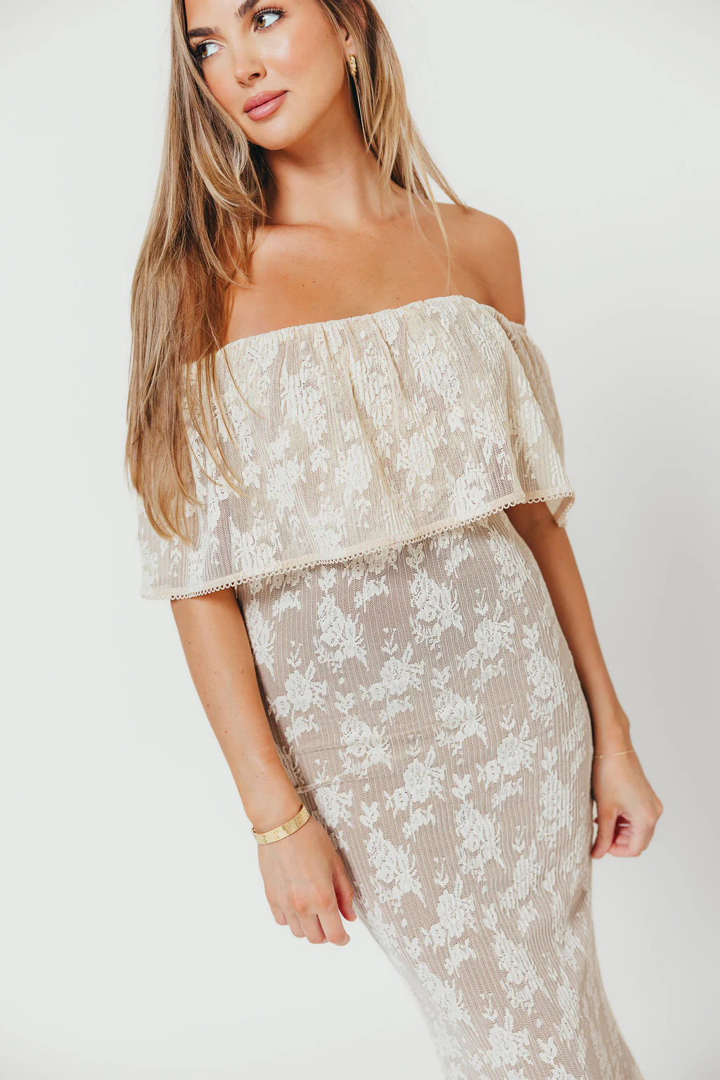 Reverie Maxi Dress in Vintage Style Lace - Image 2