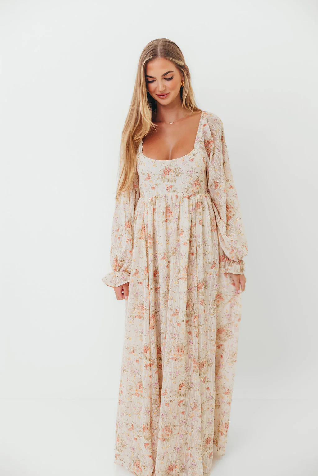 Rosey Woven Floral Print Empire Maxi Dress in Cream Multi - Bump Friendly - Image 2