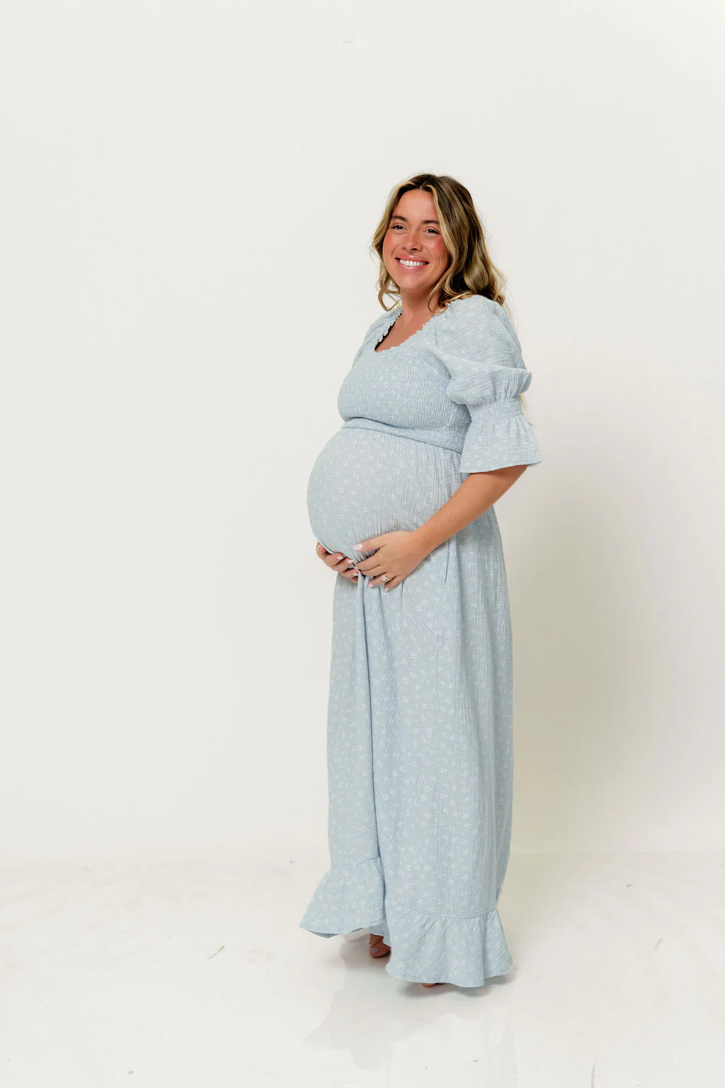 Sienna 100% Cotton Puff Sleeve Maxi Dress in Baby Blue Foliage - Bump Friendly - Image 3