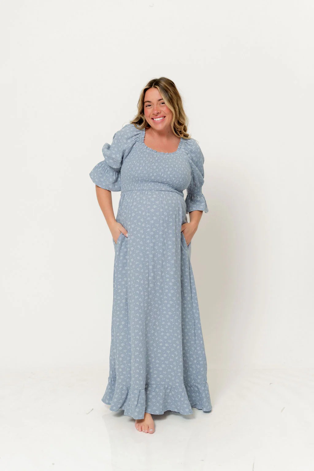 Sienna 100% Cotton Puff Sleeve Maxi Dress in Light Indigo Foliage - Bump Friendly