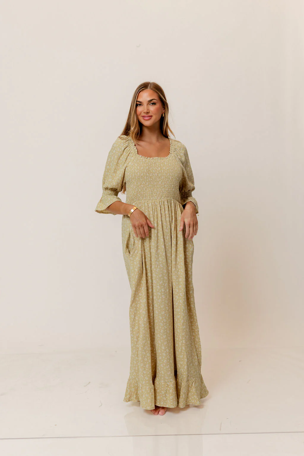 Sienna 100% Cotton Puff Sleeve Maxi Dress in Green Haze Foliage  - Bump Friendly - Image 2
