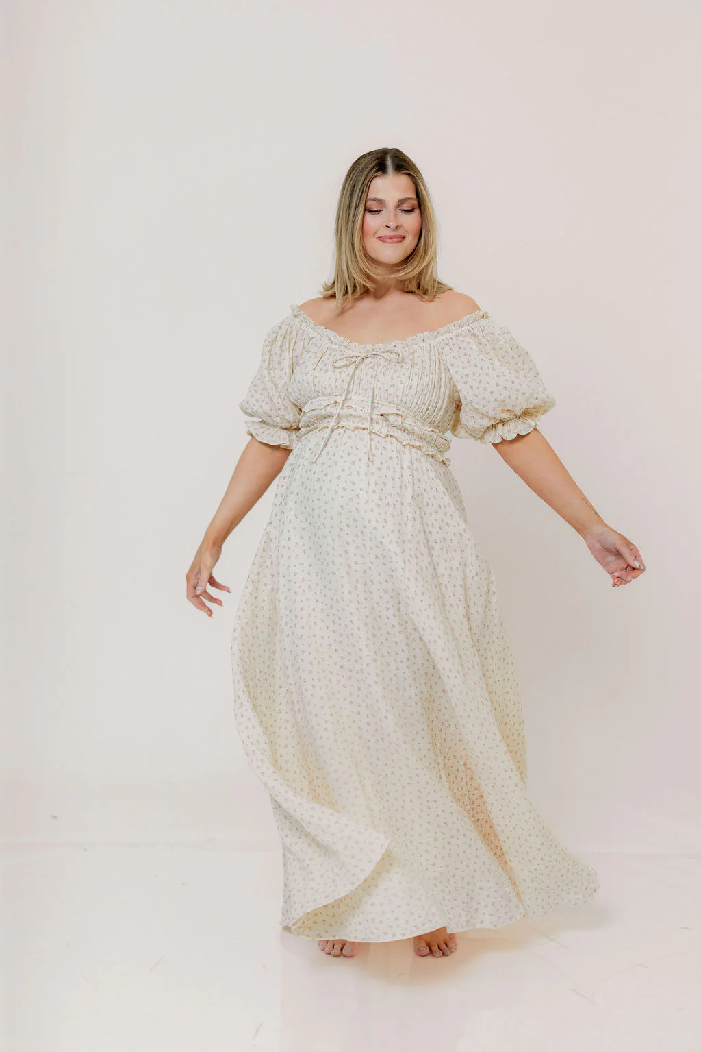 100% Cotton Sydnee Maxi Dress in Premium Blush Floral - Bump Friendly - Image 21