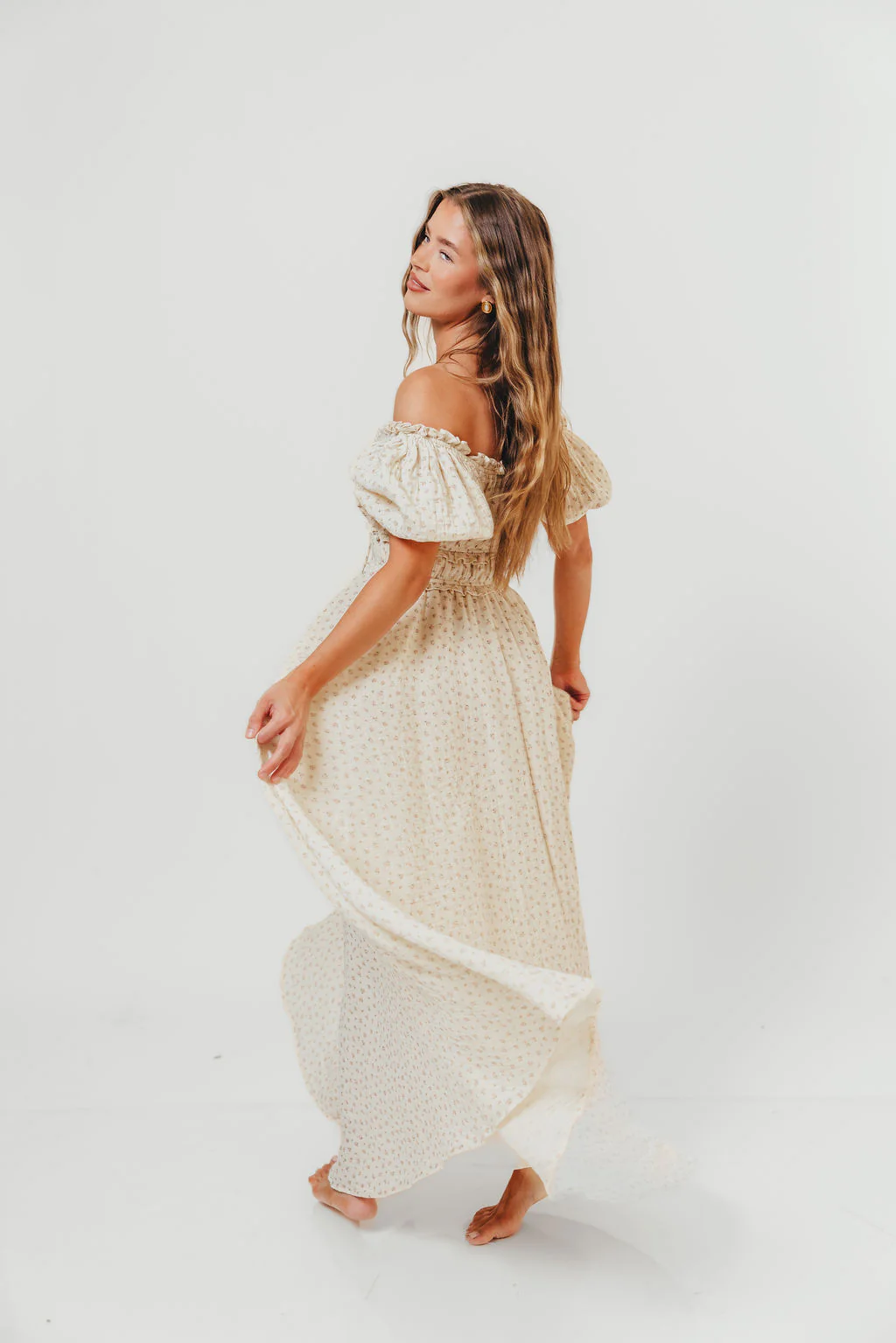 100% Cotton Sydnee Maxi Dress in Premium Blush Floral - Bump Friendly - Image 5
