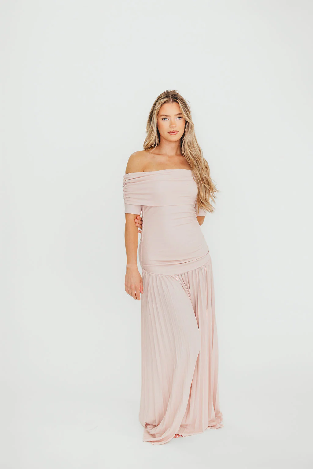 The Lennox Maxi Dress in Dusty Pink - Bump Friendly - Image 3