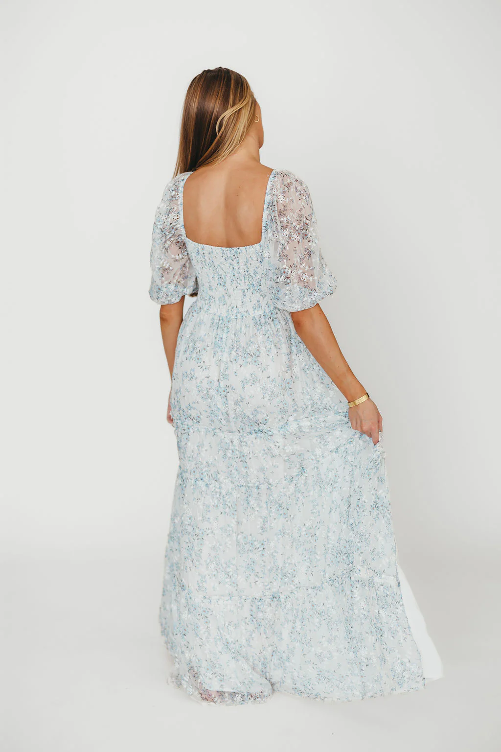 Daphne High Slit Eyelet Detail Maxi Dress in Blue/White Floral - Inclusive Sizing - Image 34