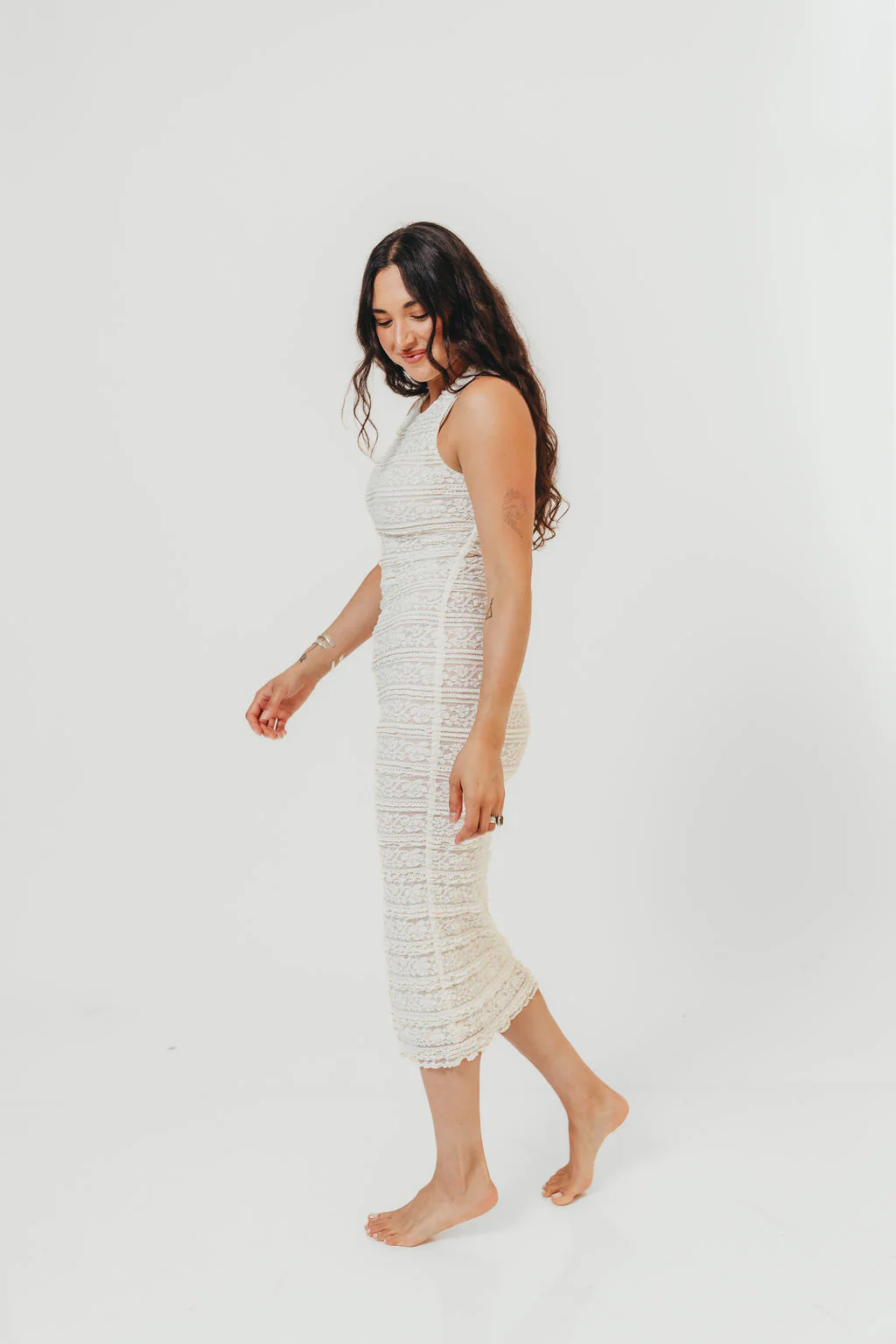 Valerie Lace Midi Dress in Cream - Image 4