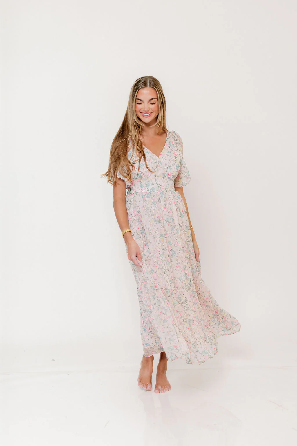 Val Flutter Sleeve Maxi Dress in Sweet Pink Floral - Image 4