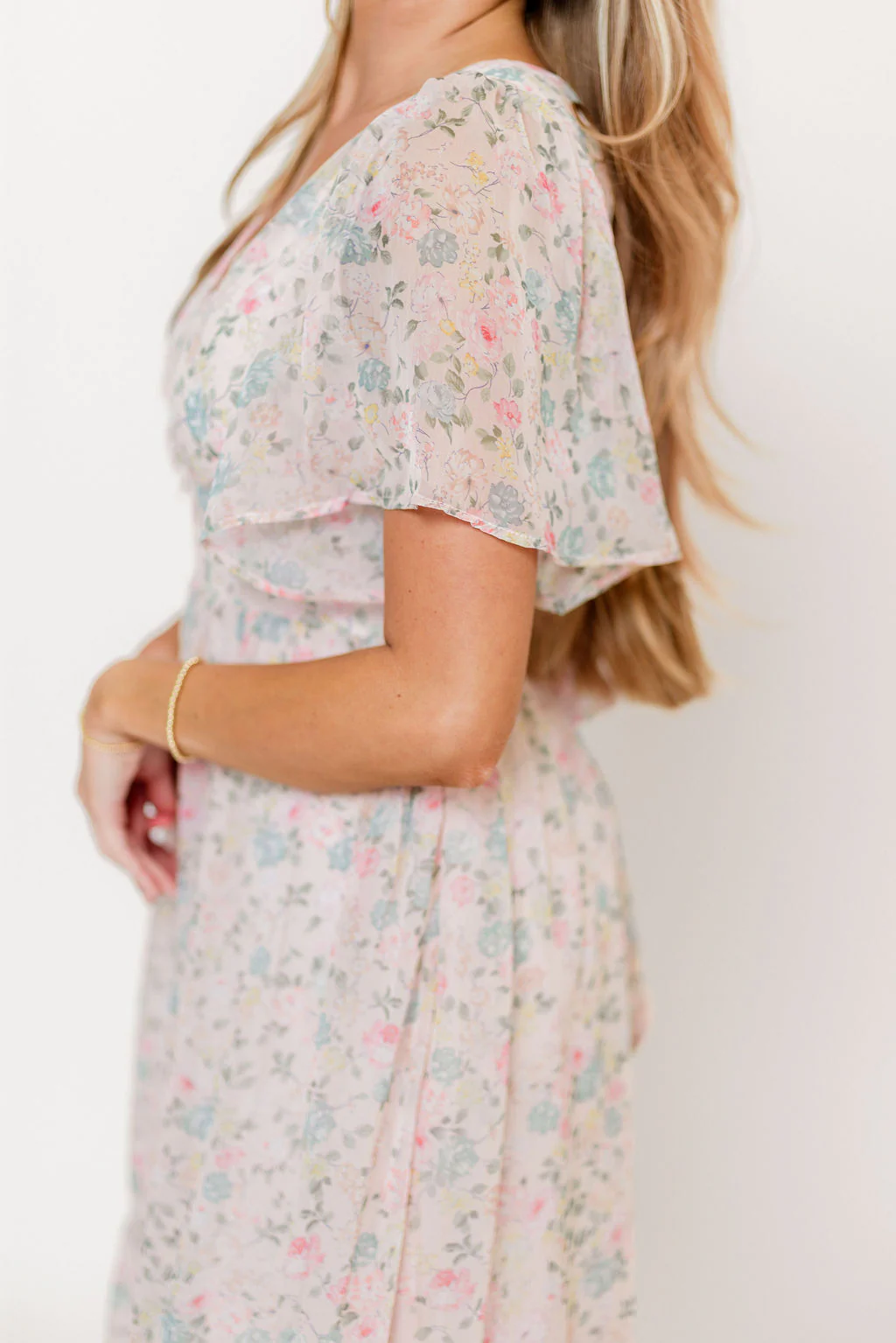 Val Flutter Sleeve Maxi Dress in Sweet Pink Floral - Image 8